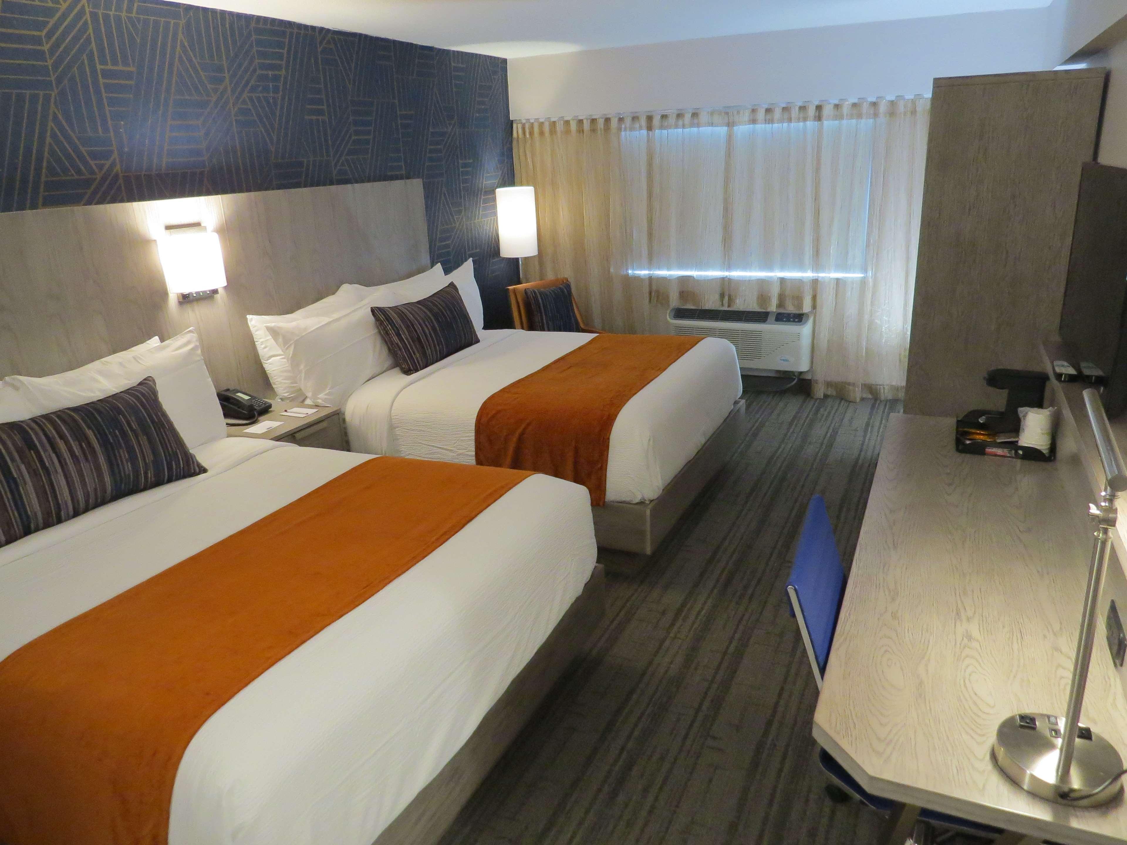 Best Western Plus Landmark Inn Laconia Ngoại thất bức ảnh
