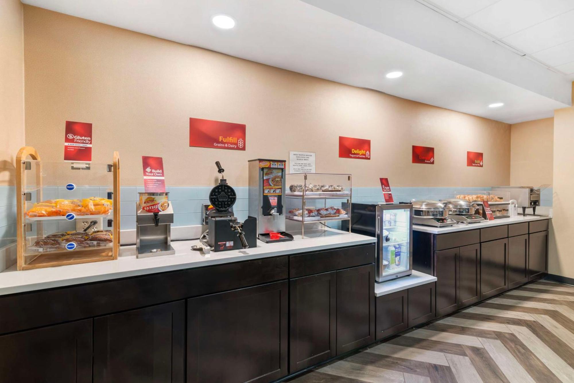Best Western Plus Landmark Inn Laconia Ngoại thất bức ảnh