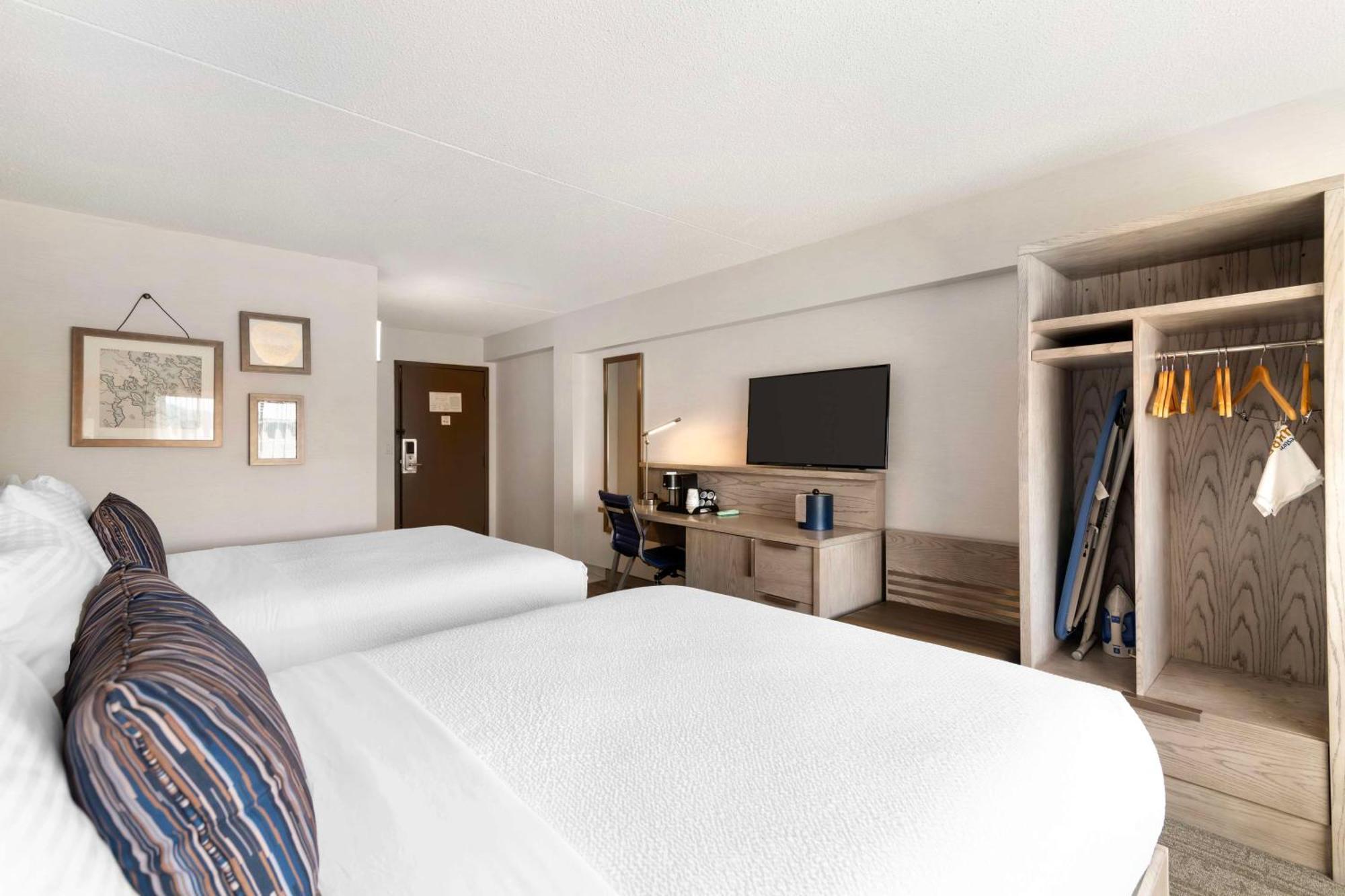 Best Western Plus Landmark Inn Laconia Ngoại thất bức ảnh