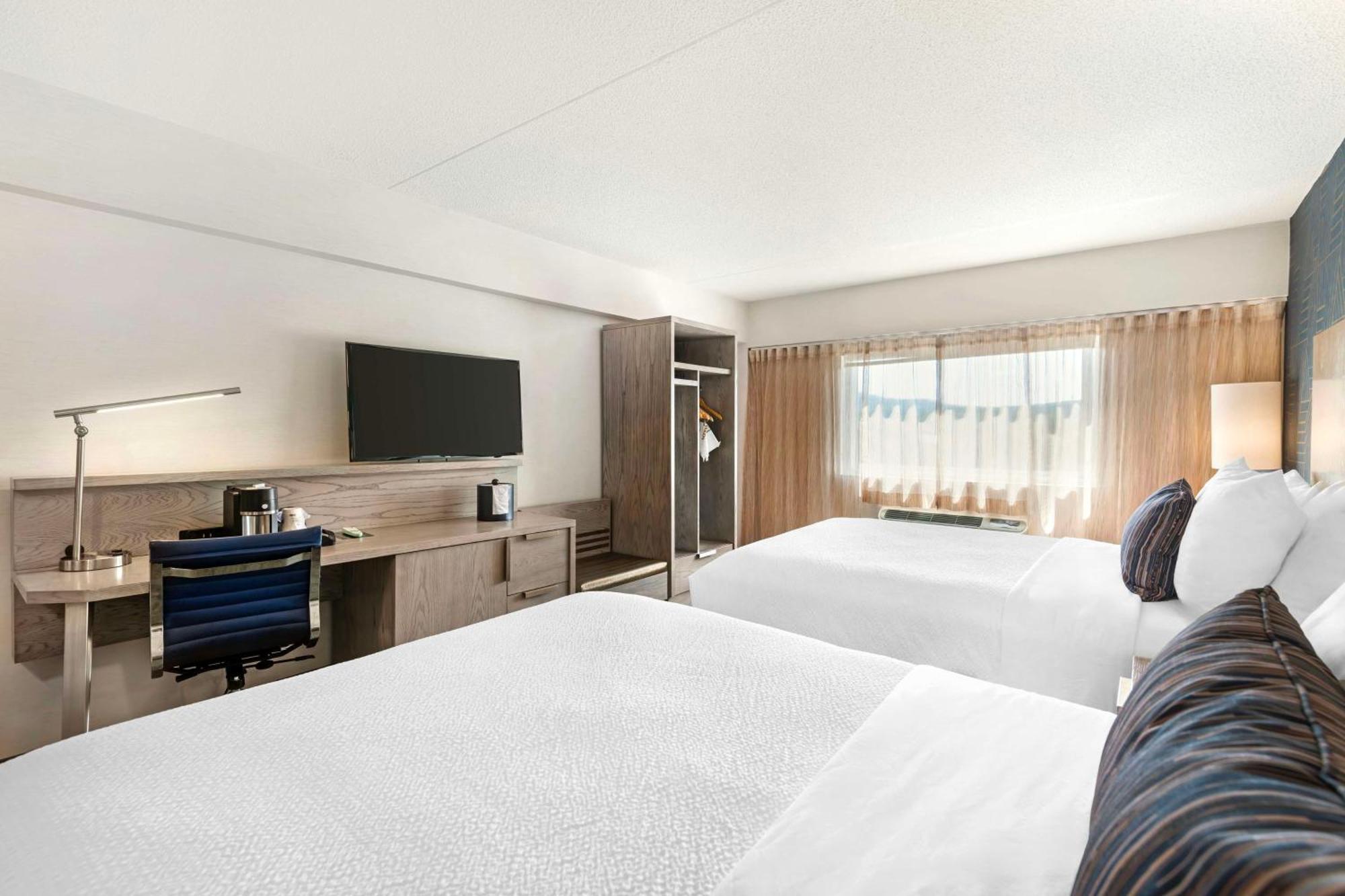 Best Western Plus Landmark Inn Laconia Ngoại thất bức ảnh